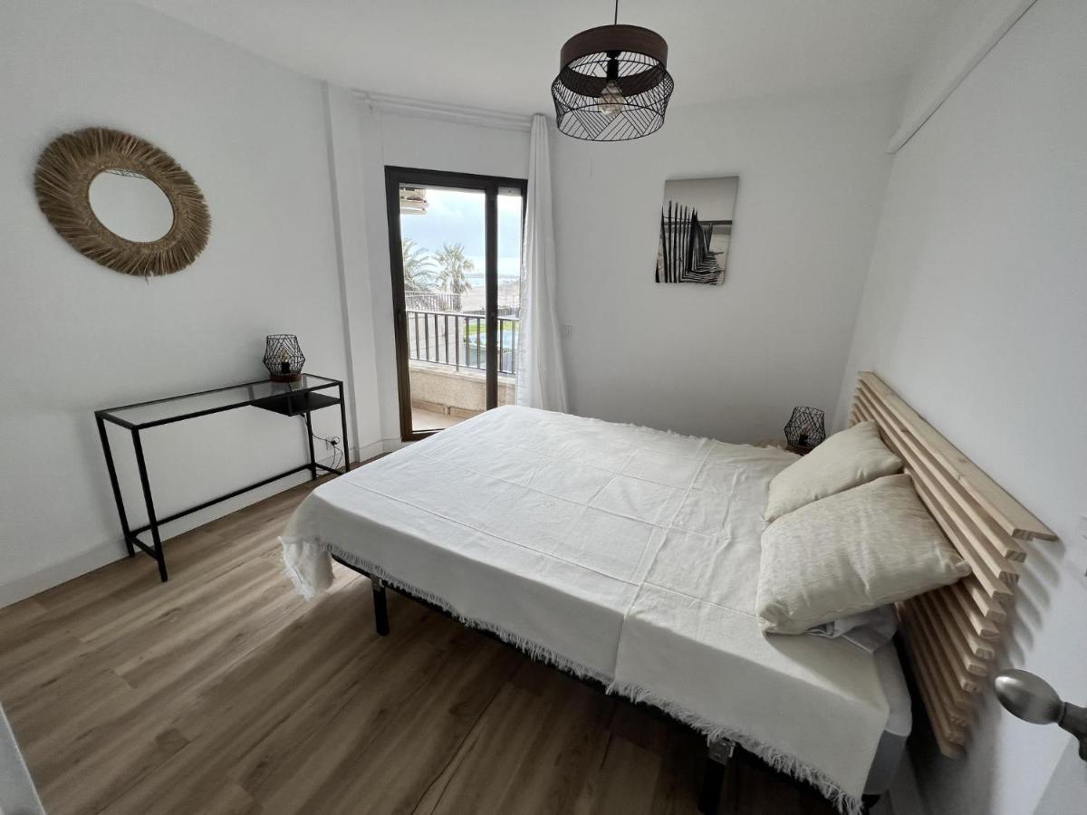 Castell Joncar Apartment Roses Ngoại thất bức ảnh